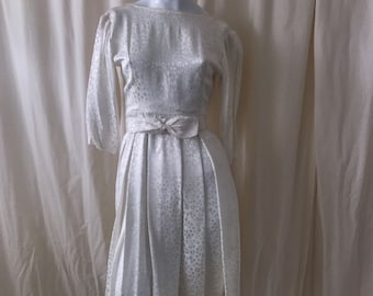 vintage | white floral silk dress | size extra small - small | wedding bridal