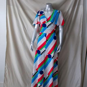 70s vintage | maxi dress | size small | short sleeves | colorful summer | sweden scandinavian swedish | bridal wedding