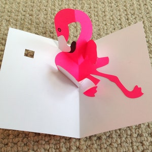 Cartão pop-up Flamingo rosa brilhante
