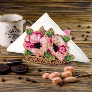 Kit porta tovaglioli fai da te "Papaveri rosa", kit ricamo con perline, punto perline, kit per artigianato con perline, decorazioni in legno