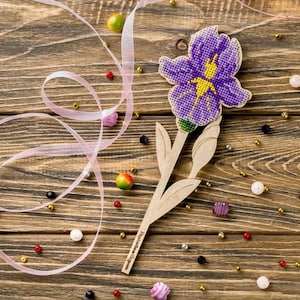 Kit fai da te per ricamo con perline su legno - "Iris" / Decorazione con perline fatta a mano / Idea regalo perfetta