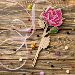 Kit fai da te per ricamo con perline su legno - "Rosa" / Decorazione con perline fatta a mano / Idea regalo perfetta