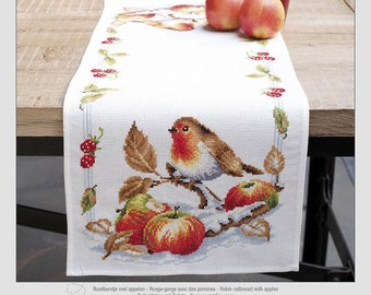 DIY アイーダ テーブルランナー キット「リンゴとロビン レッド