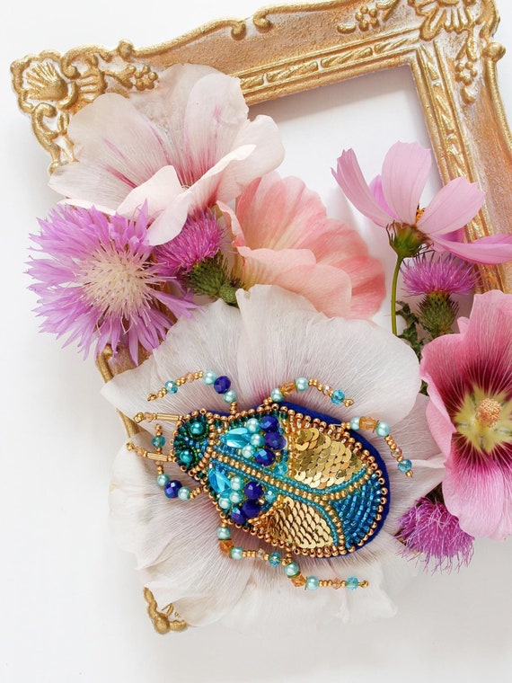 DIY Jewelry making kit "Azurite", Seed beaded brooch, Bead Embroidery Kit A05