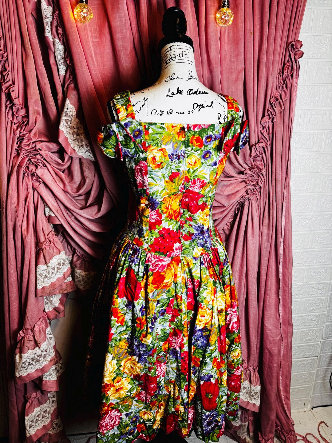 Ladies Dresses Vintage Dress Size 14 Vintage 90s Does 50s Dress Size 14 Petite- Mario Casero Ladies Dresses Vintage Dress Size 14 Vintage 90s Does 50s Dress Size 14 Petite- Mario Casero
