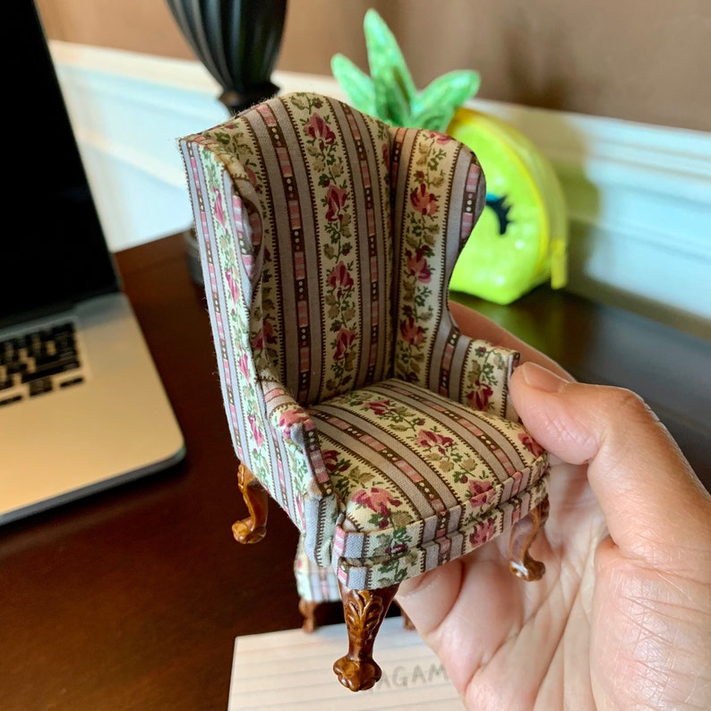 Scale1:12 Dollhouse Miniature Furniture Floral Pattern Cloth Wing Chair and Ottoman Set 2 pcs