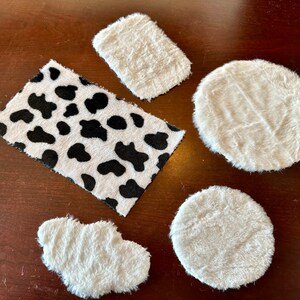 Dollhouse Miniature Fluffy Rug Carpet Living Room Decor Plush Lounge Rug in The Bedroom Floor Mat Soft Velvet Carpets Pale Lavender