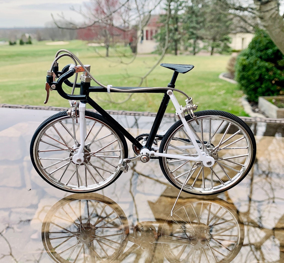 bike miniature models