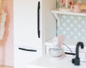 Refrigerator | White with Black Hardware