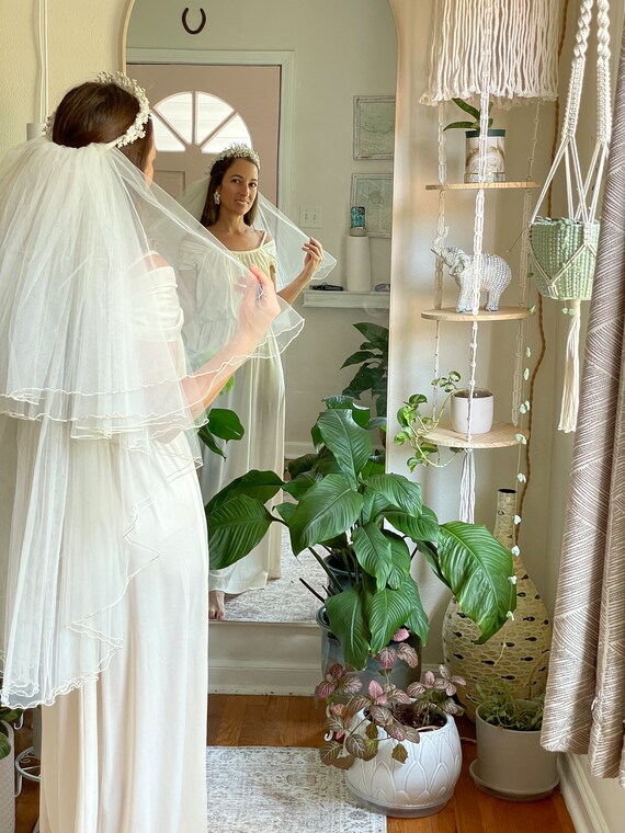 Vintage Ethereal Wedding Dress, Ivory Goddess Gow… - image 5