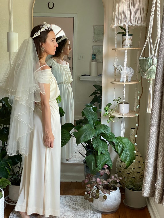 Vintage Ethereal Wedding Dress, Ivory Goddess Gow… - image 8