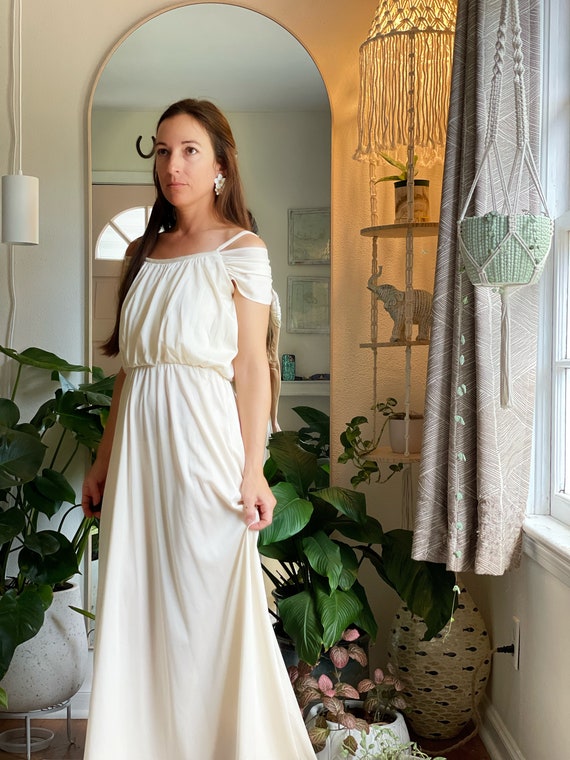 Vintage Ethereal Wedding Dress, Ivory Goddess Gow… - image 10