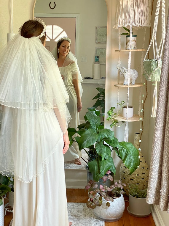 Vintage Ethereal Wedding Dress, Ivory Goddess Gow… - image 4