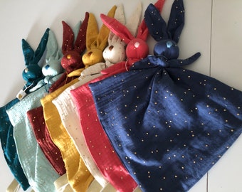 Doudou lapin en double gaze oeko tex, doudou lange plat bébé