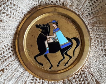 Broche Ancienne Signée E. Bouillot – Portrait De Femme En Bronze émaillé Doré – Bijou Vintage