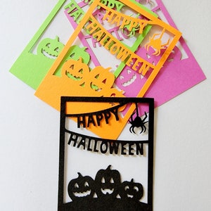 Happy Halloween Kartenrahmen ausgeschnitten (Scrap Booking, Kartenherstellung, Halloween Dekor, Konfetti)