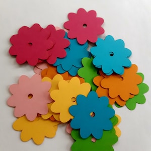 Gänseblümchen Blume sterben Ausschnitte (Schrott-Buchung, Hochzeitsdekoration, Frühlingsdekoration, Konfetti, Tisch streuen)