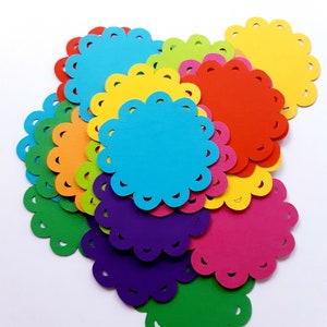 Daisy / Scalloped Edged Circle Die Cut Outs Scrap Booking, School ...