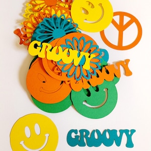 Ensemble de variétés découpées sur le thème groovy rétro des années 60 (décoration rétro, décoration de fête, confettis, décoration de fête)