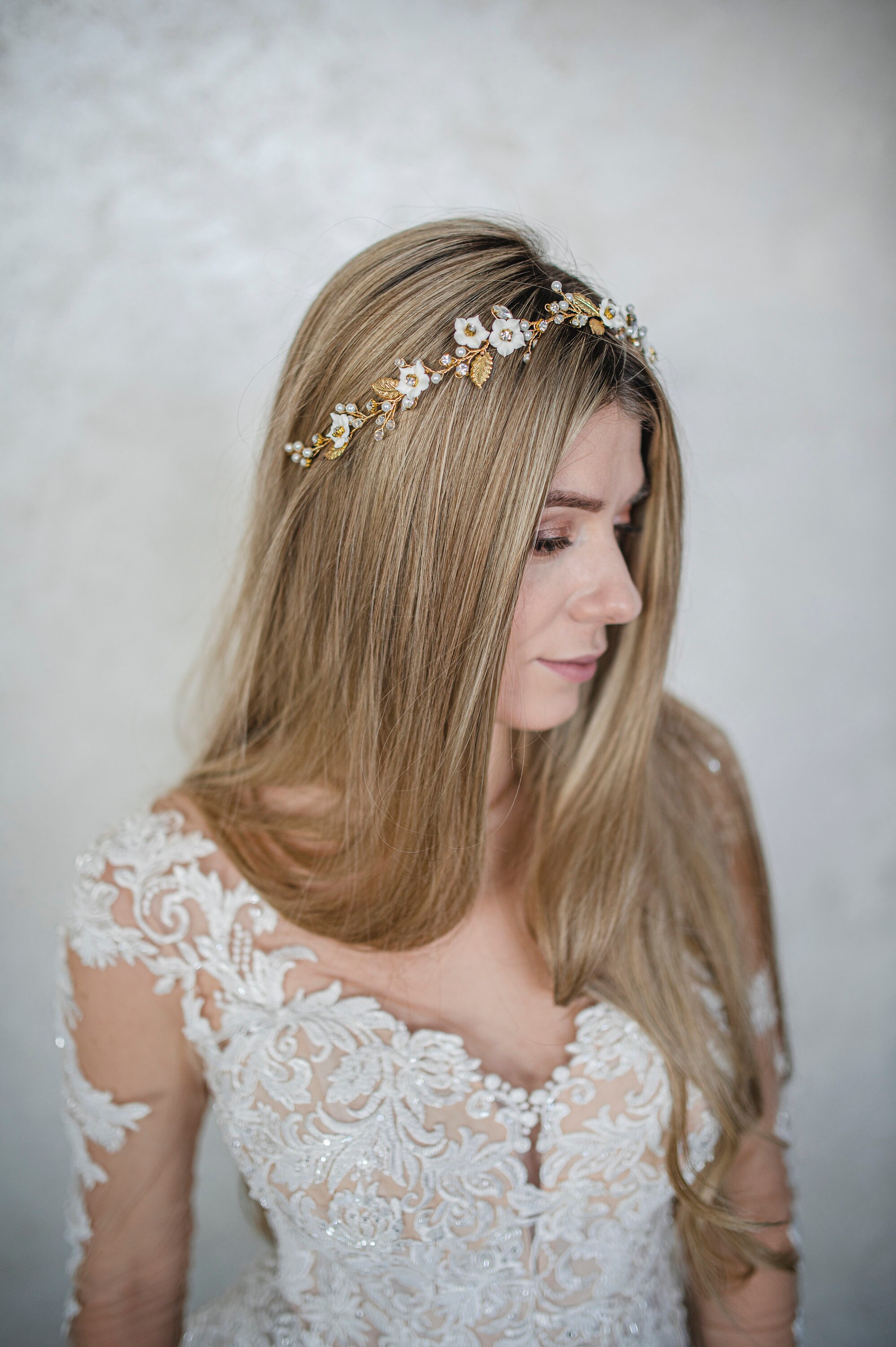 Gold Bridal Headpiece Pearl Crystal Flower Hair Vine for Weddings and Formal Eve Delicate Pearl & Crystal Hair Vine – Atelier Elise main image 3