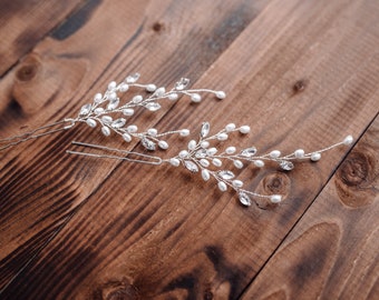 White Bridal hair pins,Pearls and rhinestone hair pins-Wedding hair pins,Silver bridal hair pins, Bridal Hair Accessories, Bridal hair vine,