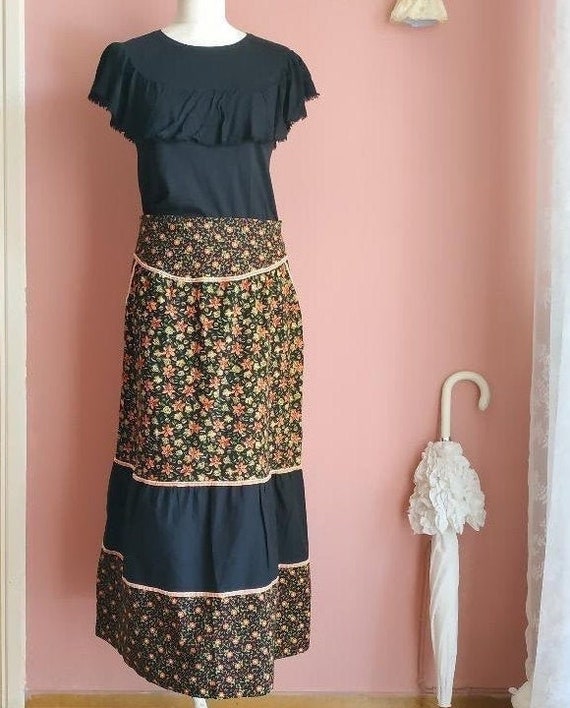 Floral patchwork midi skirt - image 1