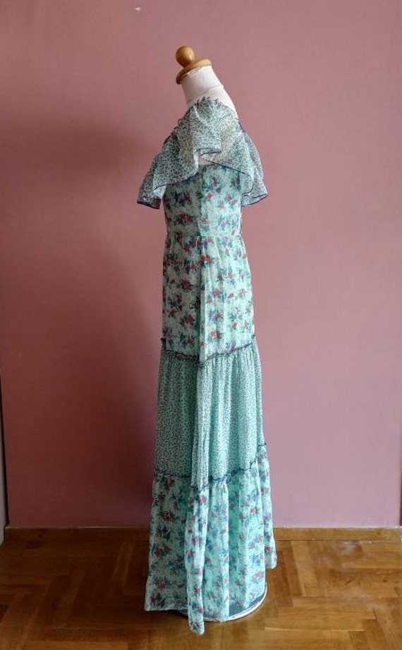 Tiered floral 1970's maxi dress - image 3
