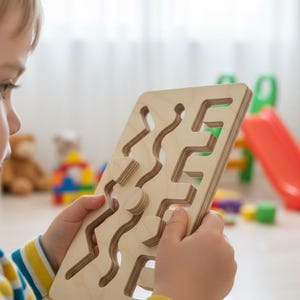 Montessori-Beschäftigtes Brett, Aktivitätsbrett, Sensorisches Brett