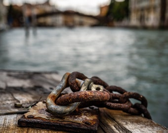 Venice chain link with Ponte dell'Accademia in the background