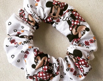 Coletero Minnie con estampado floral