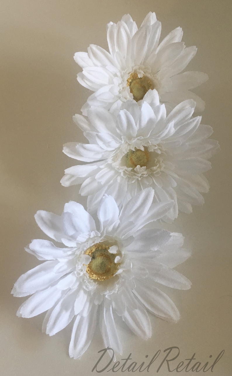 Floral Craft Artificial Flower White Daisy Hair Pieces Halo Decorative Daisy Silk Flower Three White Gerbera Daisies Head