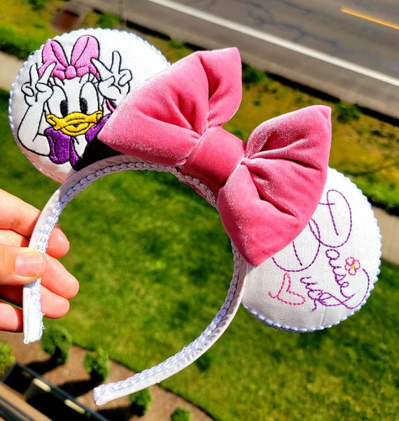 Daisy Lovers Japanese Brand Pink Embroidered Fabric Headband New with Tag Daisy Lovers Products for Sale up to 90% Off Retail: Poshmark main image 3