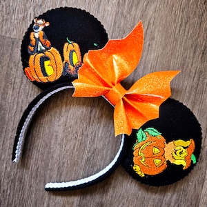 Winnie the pooh & Tigger Halloween Embroidery Mouse Ears