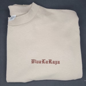 Embroidered Beige Viva La Raza T-Shirt Old English