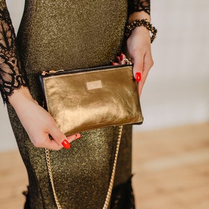 Moosgrüne Clutch Bag, glänzende goldene Ledertasche, Lederclutch, Geschenk für Sie, Lederzubehör Frauen, Crossbody tasche