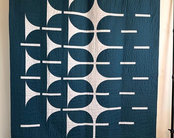Modern Geometric  Contemporary  Lap / Throw Quilt or Bed Throw