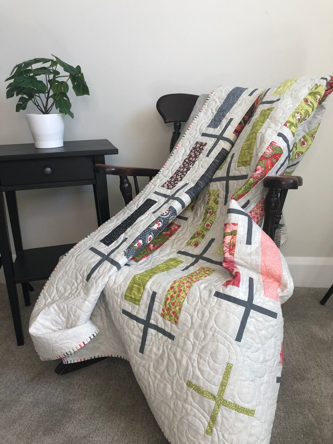 Modern Floral Spring Geometric Quilt | Lap or Bed Throw - Etsy