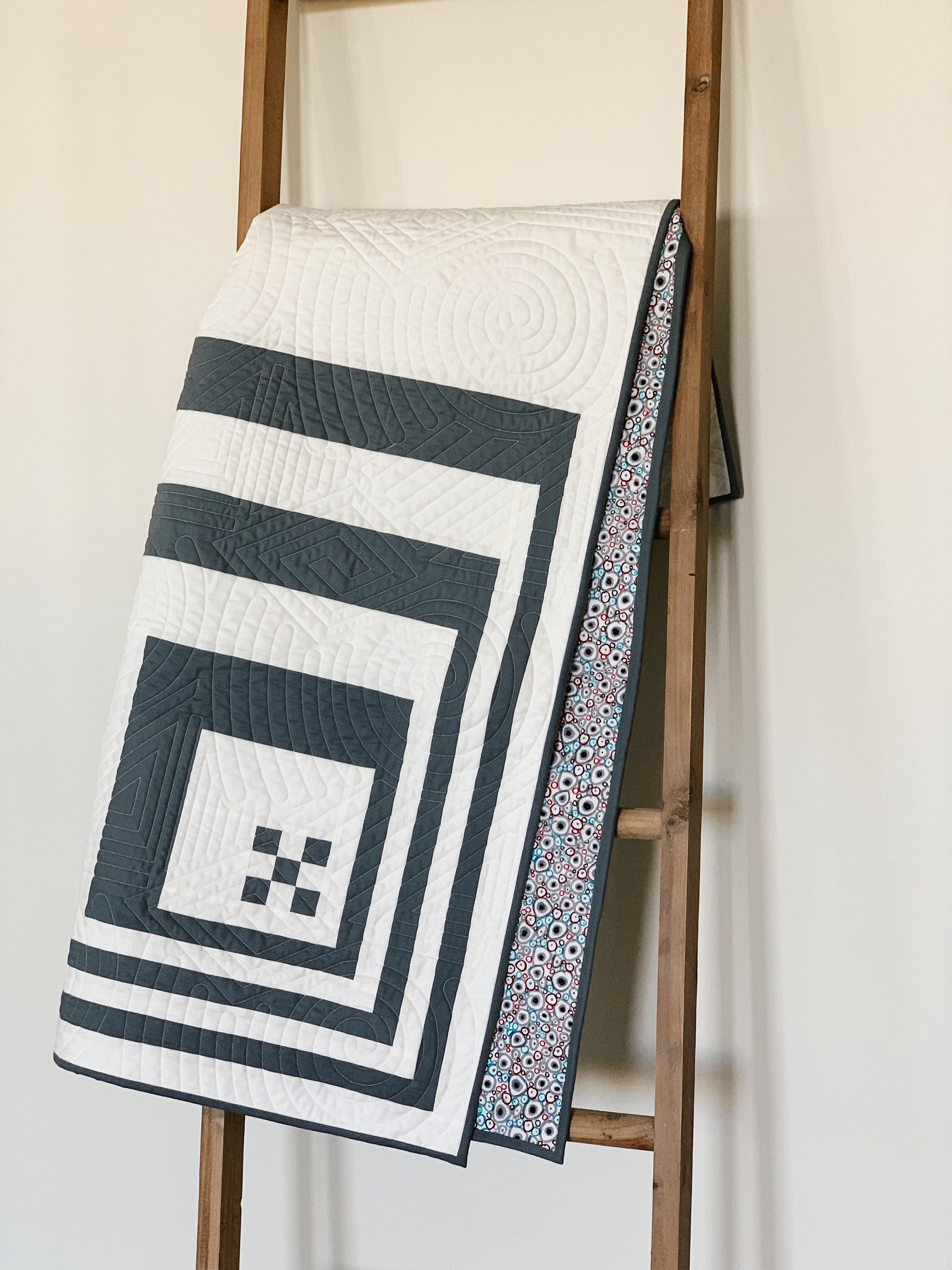 Modern White & Grey Baby / Crib Quilt Etsy Canada