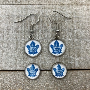 Toronto Ahorn Blätter Ohrringe, 10 mm Ohrstecker, 12 mm baumelnde Blätter Ohrringe, Hockey Ohrringe, Blätter Ohrstecker, Blätter Fans Schmuck, Accessoires,