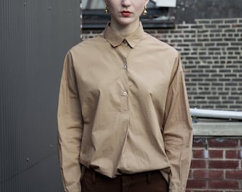 Noora oversized shirt with gold buttons