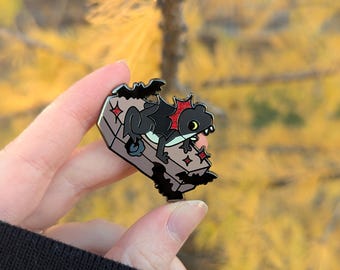 Grenouille vampire - Épingle d'Halloween en émail avec paillettes