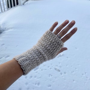 Wrist Warmers // Women’s Fingerless Gloves