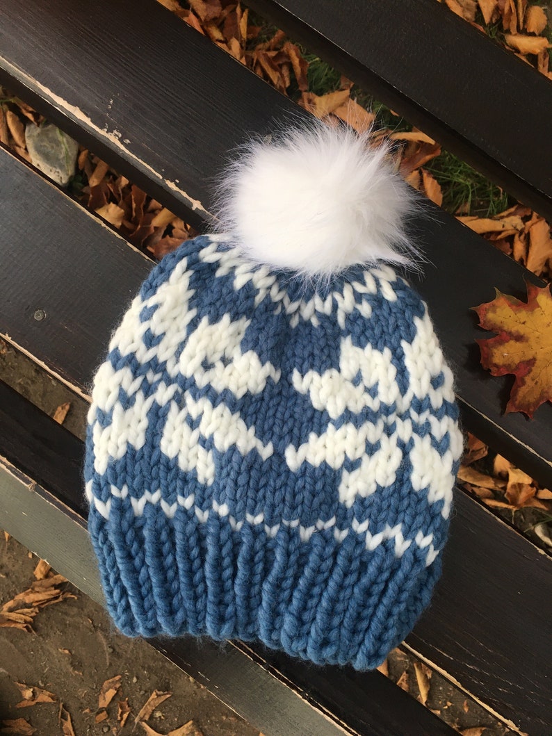 Warm Bommel Hat Snowflakes Beanie Women/'s Jeans Blue and White Hand Knitted Soft Bobble with Button Wish Size