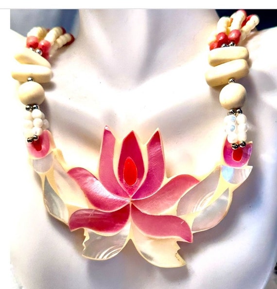 1970's Inlaid Mother of Pearl Bright Pink Tulip N… - image 2