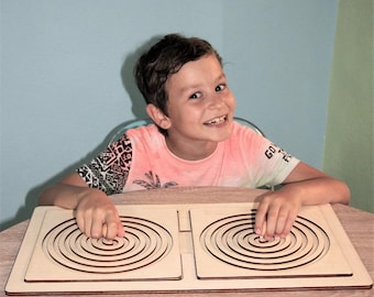 Montessori Labyrinth Patterns – Fine Motor Tracing Activity for Preschoolers