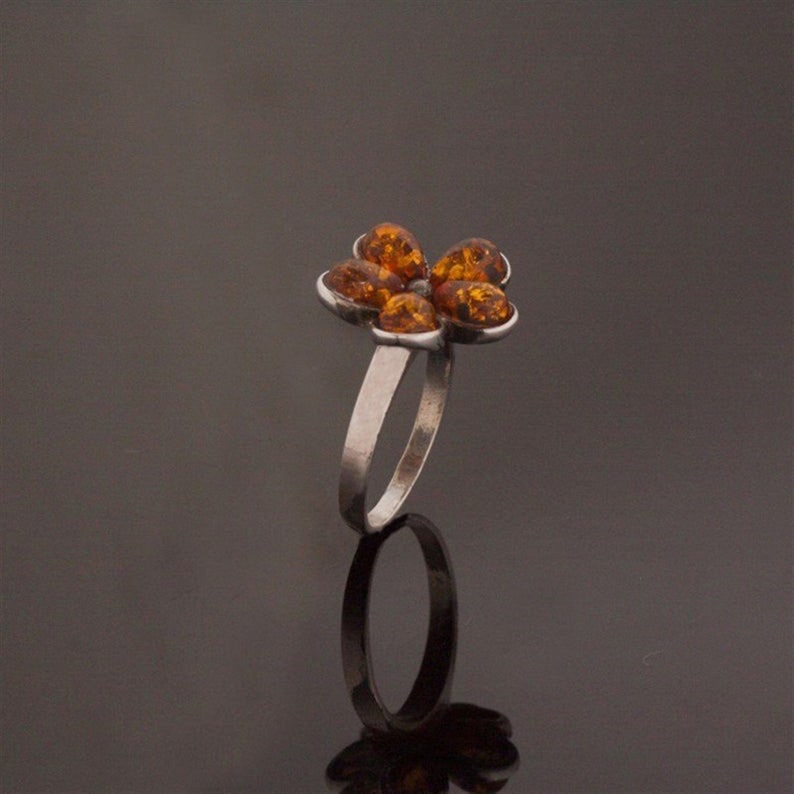 Silver ring with drop Amber stone,Flower Rings,Natural Amber Ring,Adjustable ring,Amber Flower Ring,Vintage Ring,Honey Amber,NUR-3834
