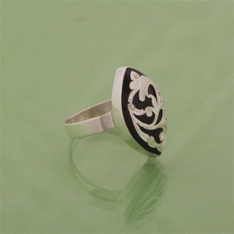 Jet Gemstone Vintage Ring Women/'s Silver Ring With Embroidered Jet Stone Handmade Silver Ring Black Jet Stone Black Gemstone NUR-3678
