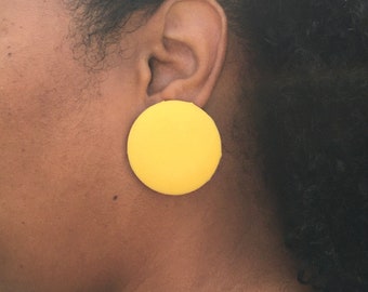 Sunshine Fabric Button Earrings/yellow fabric earrings/round earrings/large round earrings/button earrings/clip on earring/post back earring