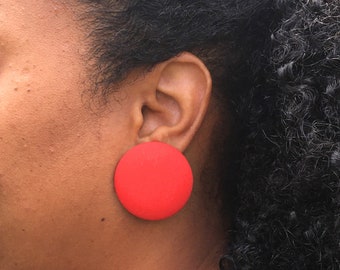 Red Fabric Button Earrings, red earrings, round earrings, red fabric, clip on, post back, handmade earrings, fall jewelry, button earrings