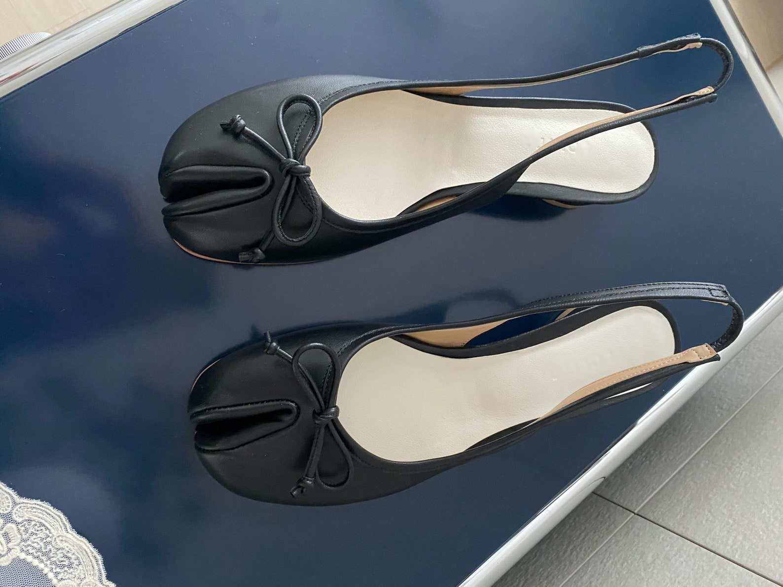 tabi slingback